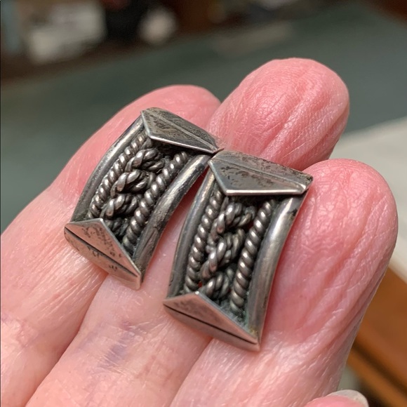1930s solid silver screwback earrings from Mexico City - Picture 1 of 9